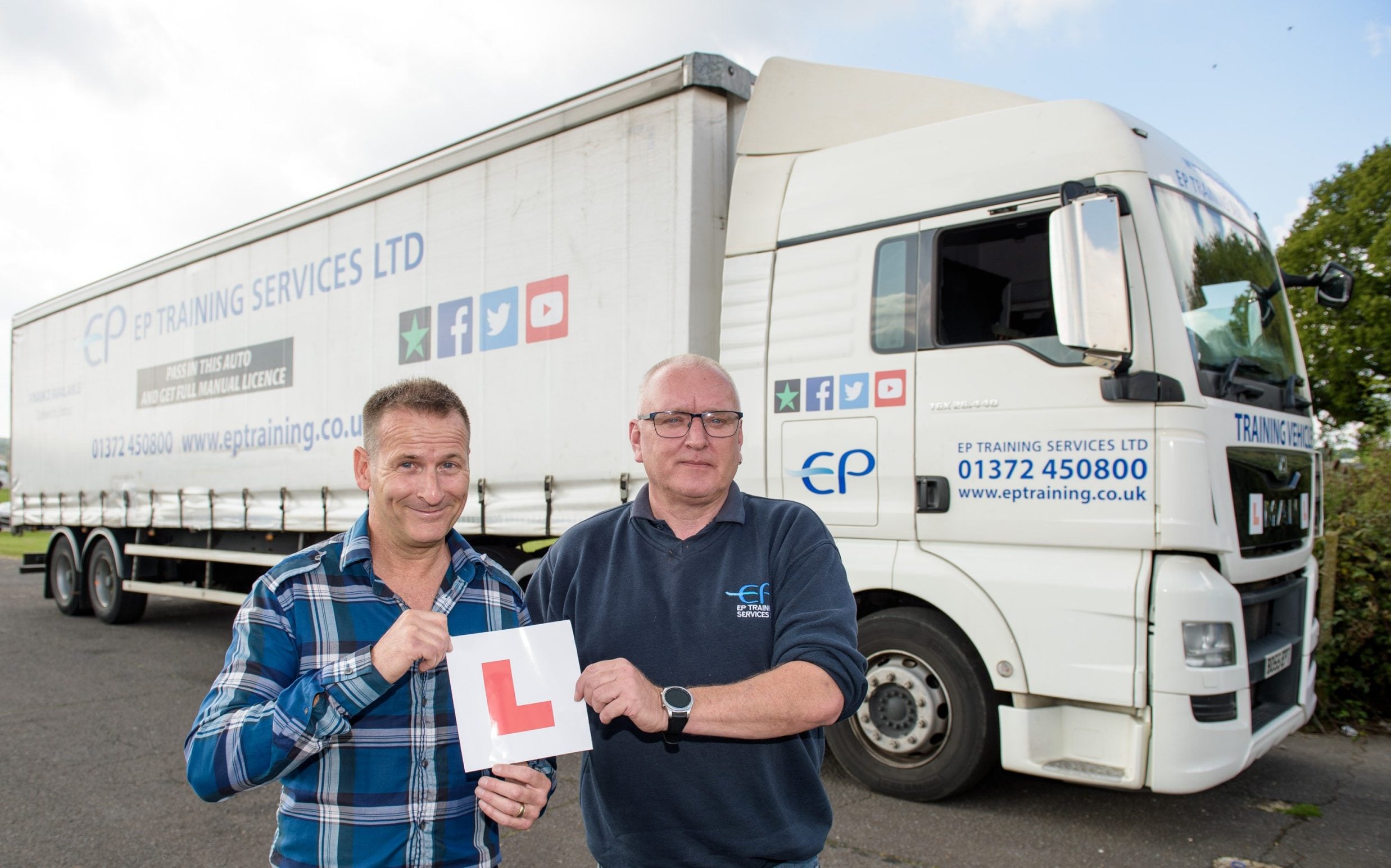 There has never been a better time to get your HGV licence and start earning - HGV Training Broker Warning
